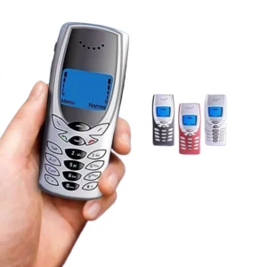 8250 Feature Phone Elderly 2G GSM Non Smart Straight Keys Mobile Spanish German French Languages TFT Display Flashlight