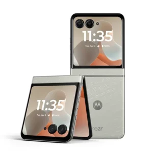 New Flip Phone Moto Razr 60 5G Smartphone Dimensity 7400X 6.9 Inches LTPO AMOLED Android 15 4500mAh 33W Charger