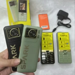 T30 Pro 1.77 Inch TFT 3 Sim Design bar Phone 2G Small Phones 1800 Mah Battery Button Mobile Phones
